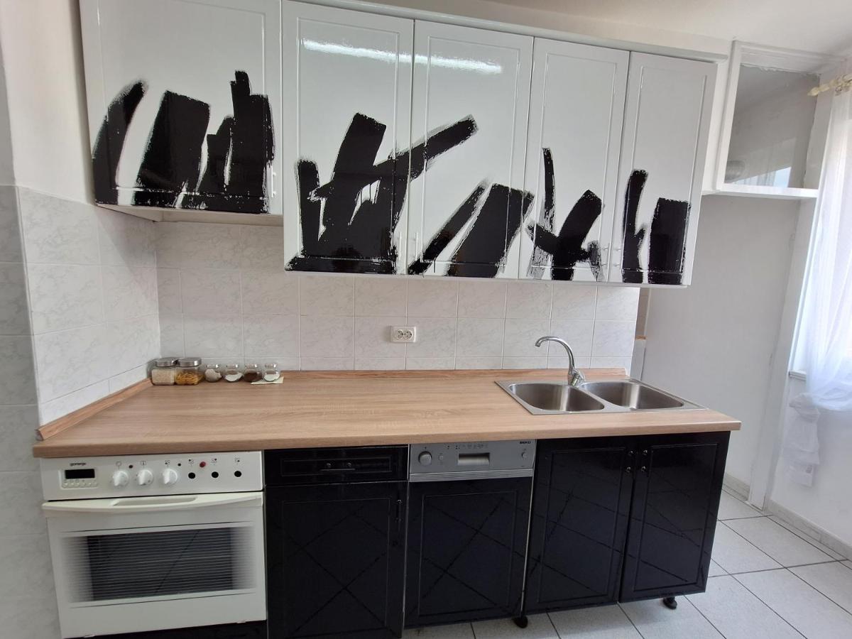 Two Bedroom Apartment Alma Задар Экстерьер фото